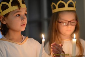 Wie an jedem Heiligabend begeisterten die Kinder in der Caselwitzer Kirche im Rahmen von zwei Gottesdiensten die große Besucherschar. Das Krippenspiel ist diese Mal unter der Regie von Christian Mende und der jungen Gemeinde entstanden.