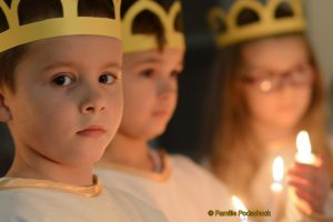 Wie an jedem Heiligabend begeisterten die Kinder in der Caselwitzer Kirche im Rahmen von zwei Gottesdiensten die große Besucherschar. Das Krippenspiel ist diese Mal unter der Regie von Christian Mende und der jungen Gemeinde entstanden.