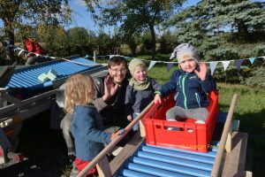 Obergrochlitzer Herbstfest kürt Marmeladenkönigin