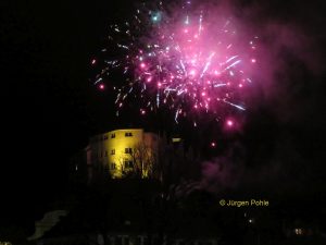 Feuerwerk zum Weihnachtsmarkt