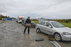 Oldtimerteilemarkt wurde Opfer von Sturm und Regen